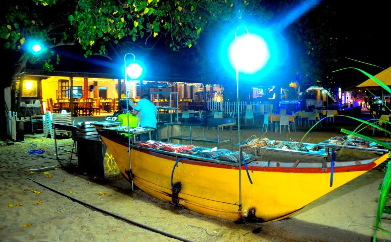 Happy Banana Hotel Unawatuna Luaran gambar