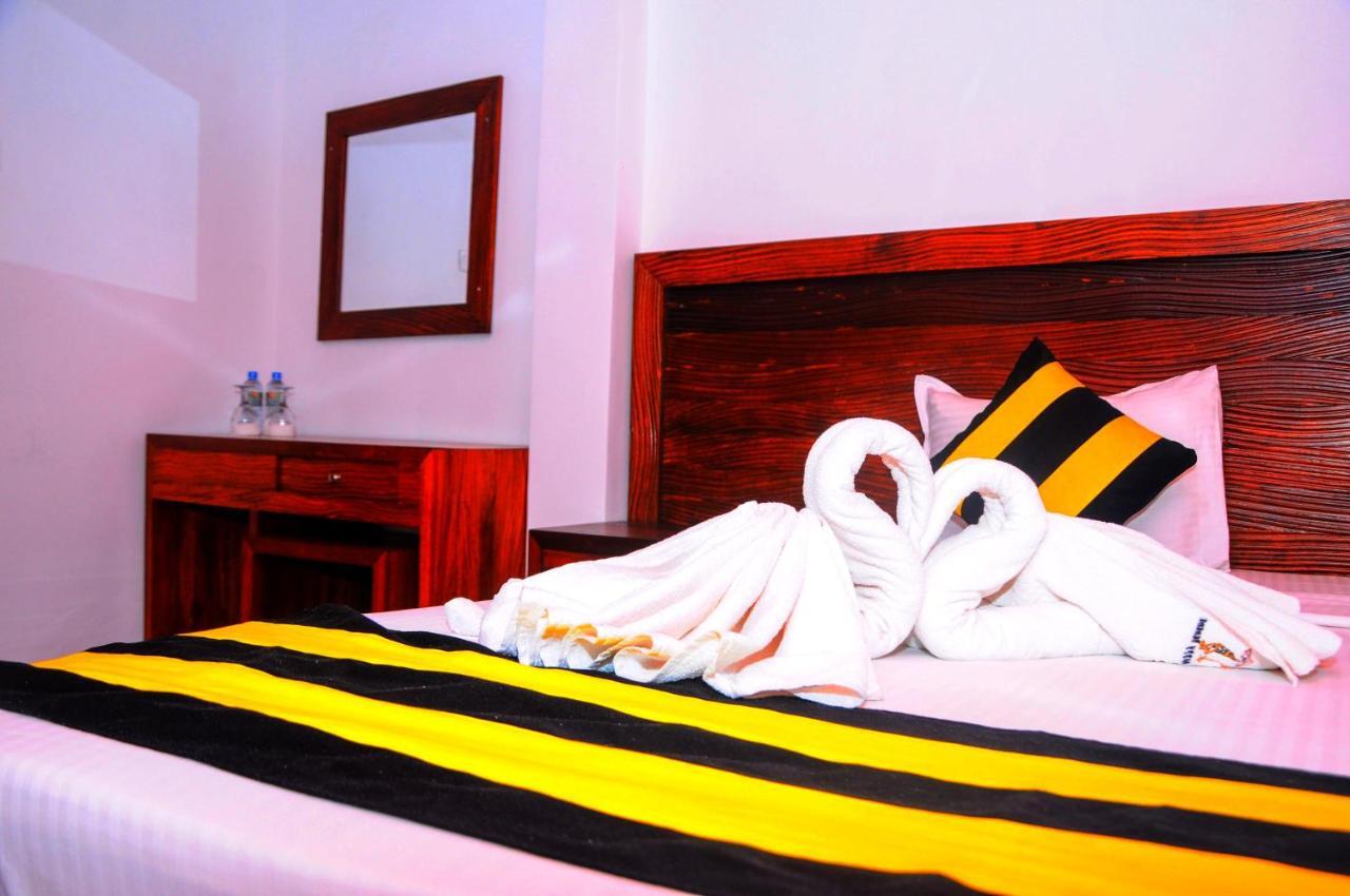 Happy Banana Hotel Unawatuna Luaran gambar