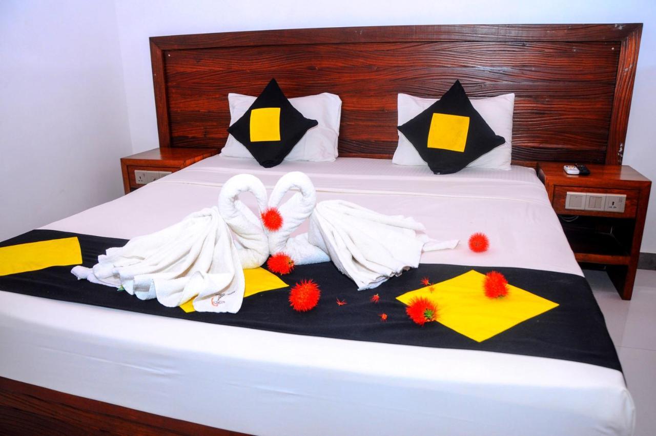Happy Banana Hotel Unawatuna Luaran gambar